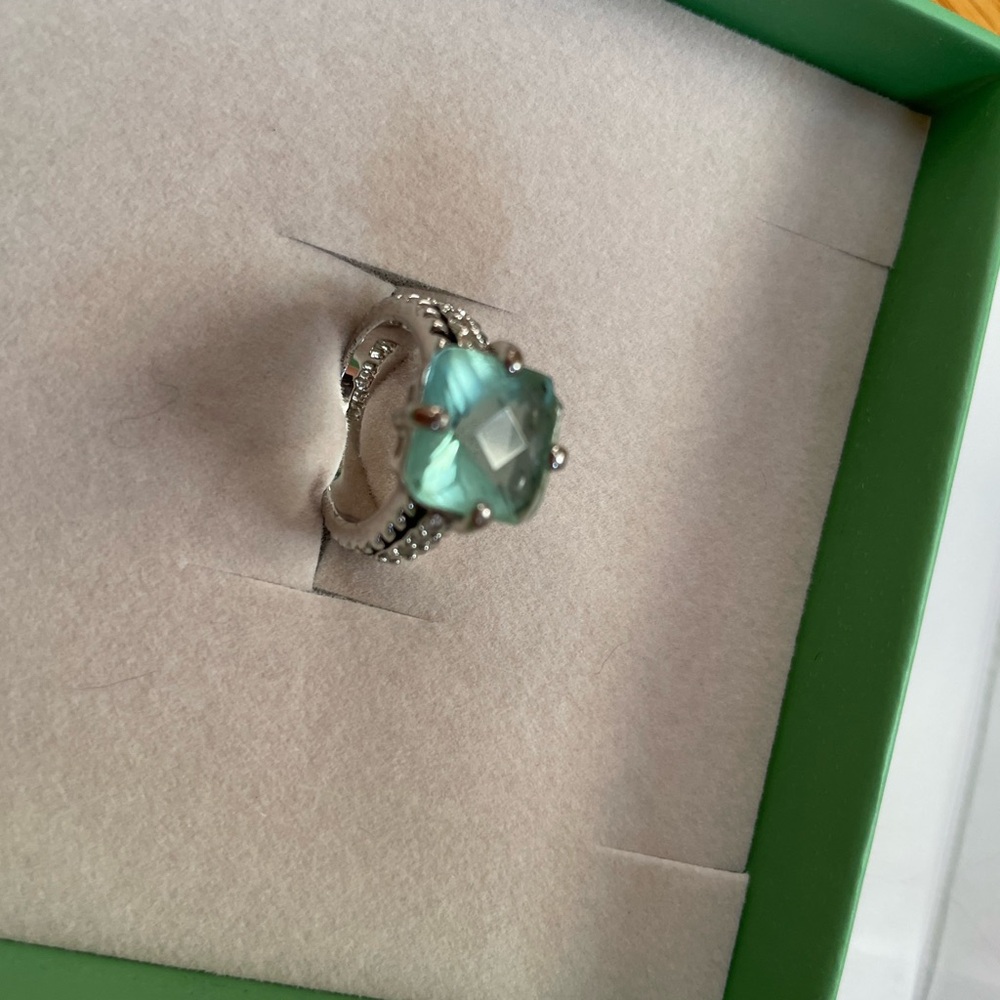Lia Sophia set/ Blue cushion cut ring & band. Both great condition. Stamped